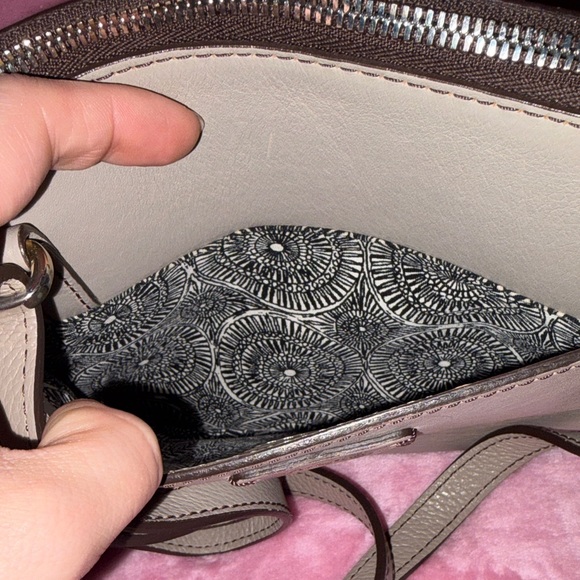 BRIGHTON FERRARA VELLA NOVA DOMED STUDDED BEECHWOOD CROSSBODY ORGANIZER BAG - Picture 7 of 16